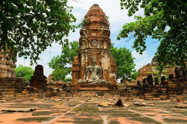 Templos de Ayutthaya e mercado flutuante de Ayothaya saindo de Bangkok