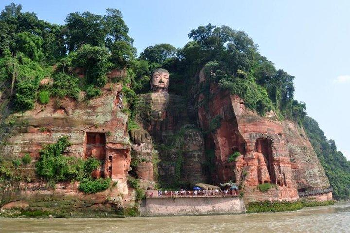 楽山大仏の1日のプライベートツアー、黄龍渓古代の町