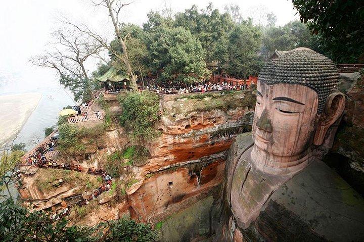 楽山大仏の1日のプライベートツアー、黄龍渓古代の町