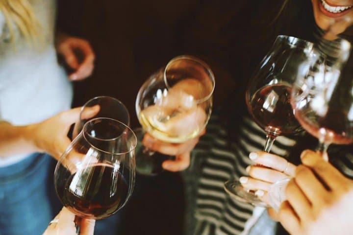 Private Tour: Top Three Organic Wineries & Local Lunch Included