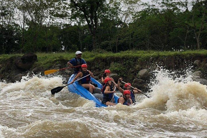 Rafting La Fortuna das Highlight Ihres Urlaubs in Costa Rica - Mittagessen inklusive