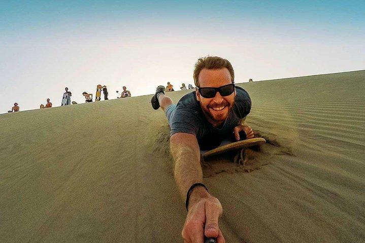 Paracas, Ica og Huacachina Oasis fra Lima med Touristic Van
