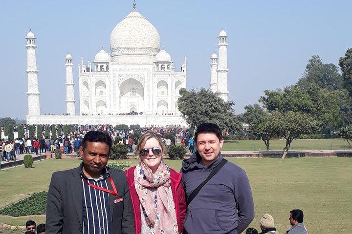 Excursión privada de un día al Taj Mahal y Agra en coche desde Delhi con todo incluido