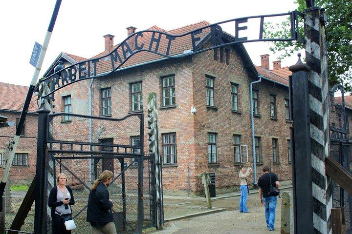 Viagem Privada de Dia Inteiro de Praga a Auschwitz - Birkenau