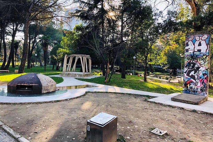 Kommunisthistorie Tour Tirana & Street Food