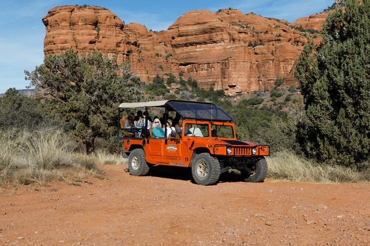 セドナ・ジープ・ツアー in 4X4 Hummer On-Road - セドナハイライト