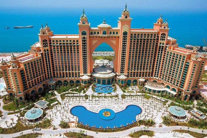 Modern Dubai with Burj Khalifa and Dubai Aquarium Visit