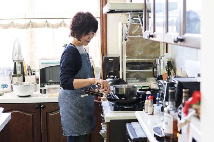 Privater japanischer Kochkurs in Sapporo mit lokalem Gastgeber Kanae