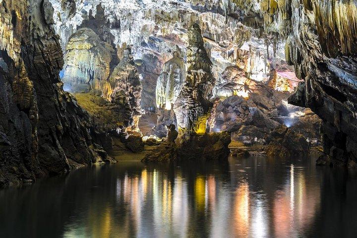 パラダイスケイブ＆ダークケイブ1日旅行
