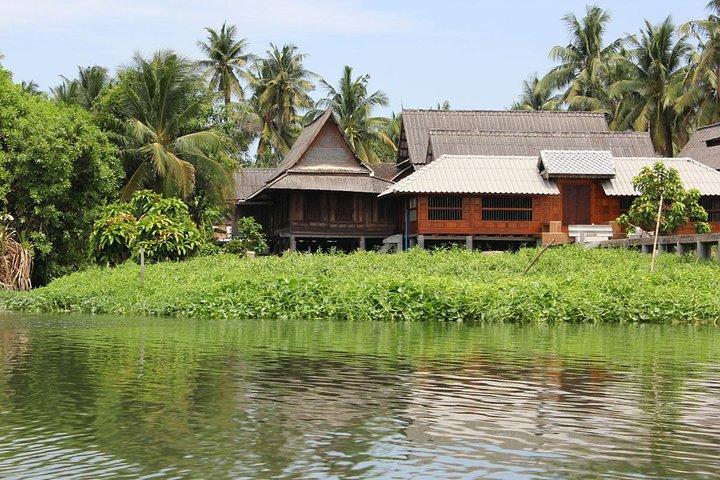 Bangkok Markttour & Thai Kochkurs mit Bootsfahrt mit Aoy