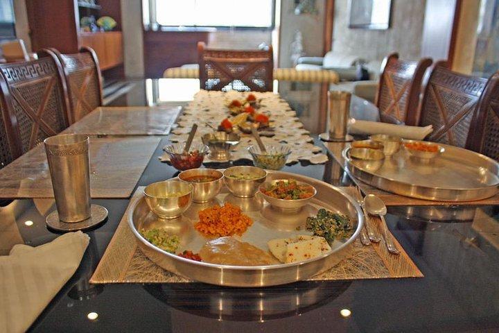 クロフォードマーケットツアー＆ムンバイの家庭料理教室