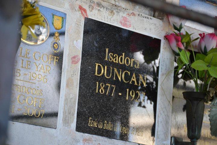 Pere Lachaise Cemetery Private Tour