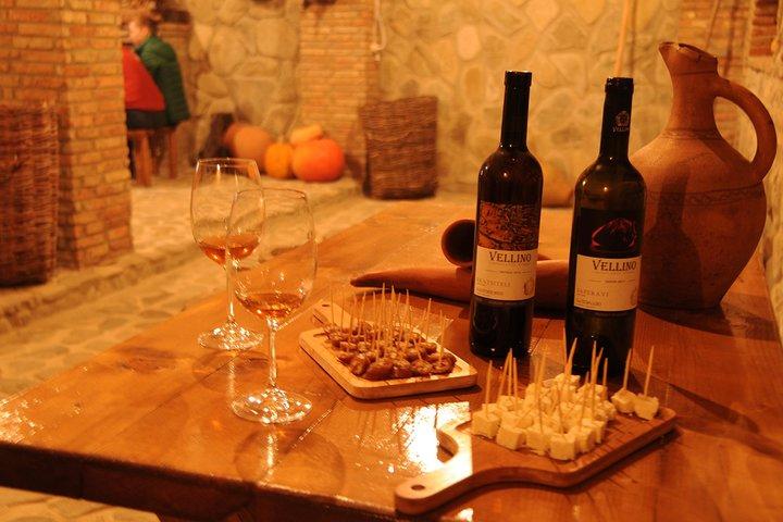 Dos días en la hermosa región vinícola con pensión completa Comidas y degustaciones de Tbilisi