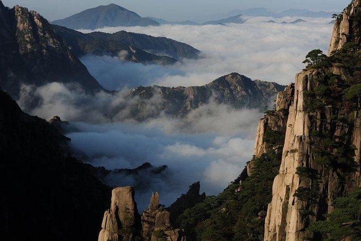 地元の手芸体験付きの3日間のイエローマウンテンとタンモビレッジツアー