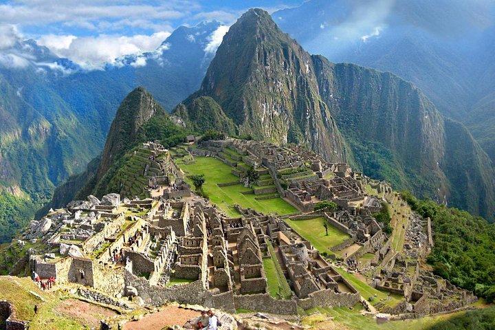 Piccolo gruppo: 4-Day Inca Trail Trek to Machu Picchu