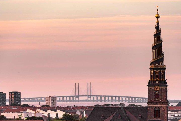 Copenhagen Essentials – Small Group Walking Tour