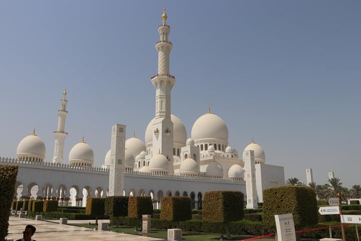 Full Day Abudhabi City Tour with Ferrari World Theme Park Ticket