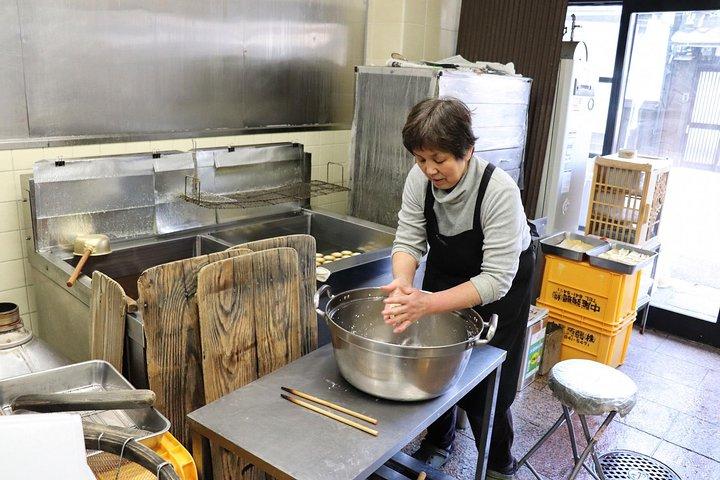 Kyoto Supermarket Tour, Tofu Shop Visit + Cooking Class with Rita