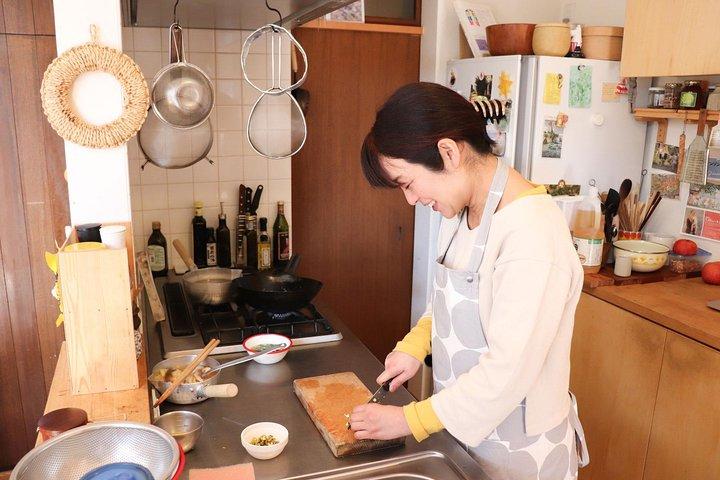 Private Kyoto Markttour und authentischer Kochkurs mit Aki