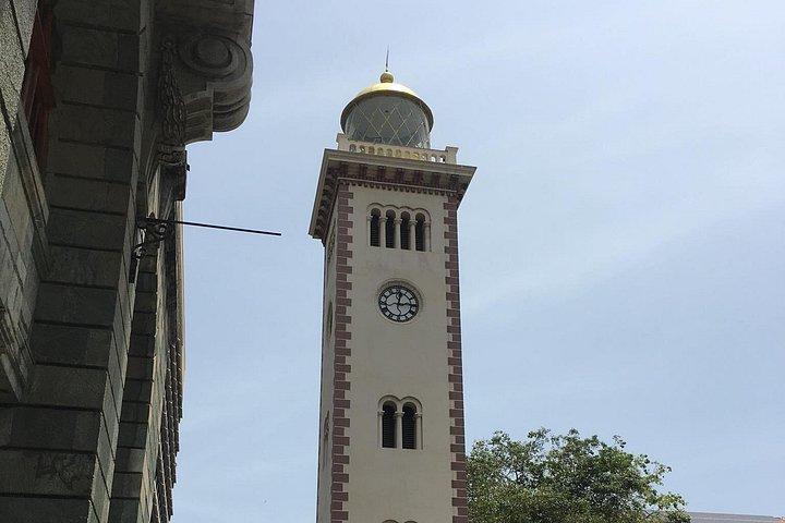 コロンボ港旅客桟橋 コロンボ市 ケラニヤ寺院 4～8名様