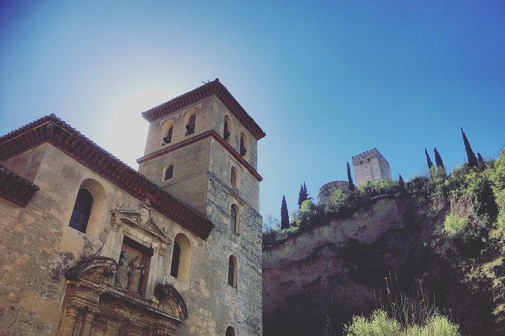 Tour privato a piedi di Granada con cattedrale e cappella reale