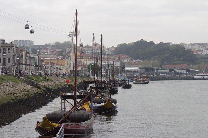 Privat tur fra Lissabon til Porto + valgfri portvinsmagning.