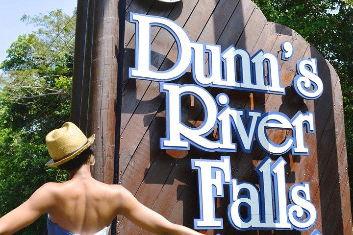 Montego Bay: Blue Hole & Dunn's River Falls