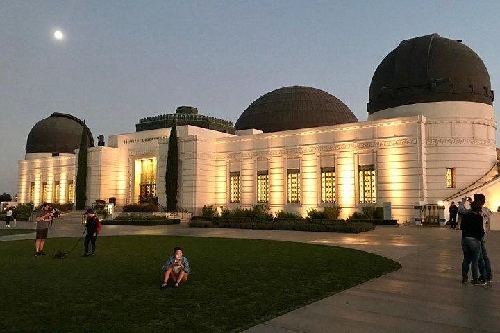 グリフィス展望台ハイキング：グリフィス公園を巡るガイドツアー