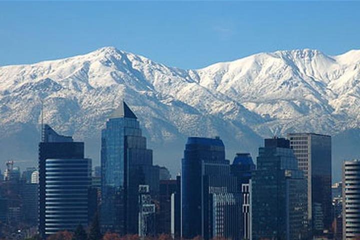 Small Group Best Deal: Panoramisk Santiago bytur oplevelse plus Viña del mar - Valparaiso - Casablanca i to dage fra Santiago
