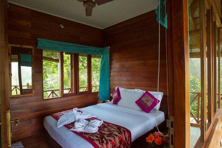 2 Nights Munnar Treehouse Escape with Private Car- Iris Holidays