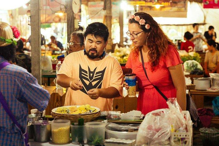 Excursión culinaria privada de Bangkok con un local