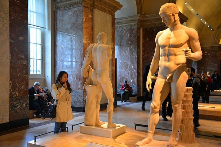 Private night tour at the Louvre