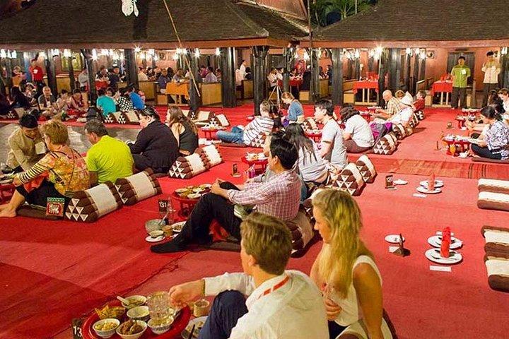Khantoke Dinner Experience & Cultural Dance Show with Transfers