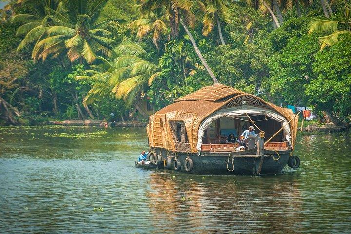 Privat Overnatning Alleppey Houseboat Cruise fra Kochi