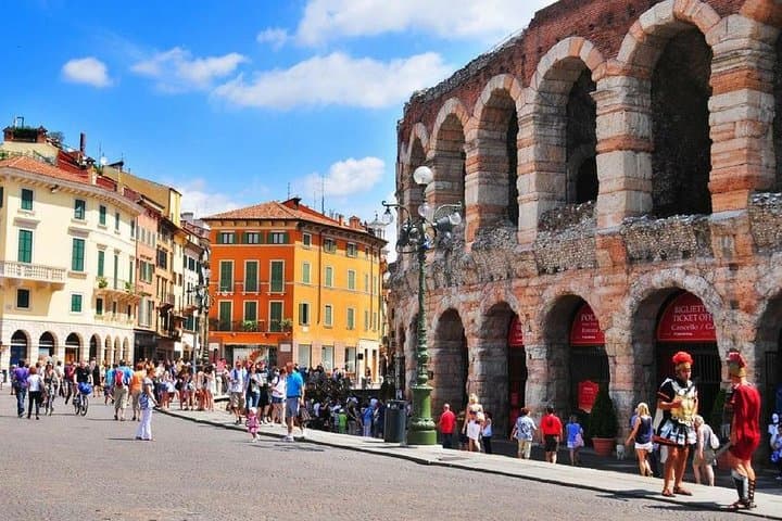 Verona and Lake Garda Day Trip from Milan