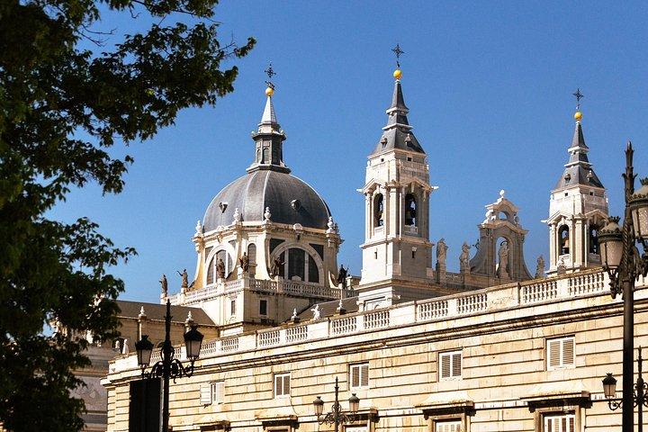 Madrid Highlights and Hidden Gems Private Tour with a Guide