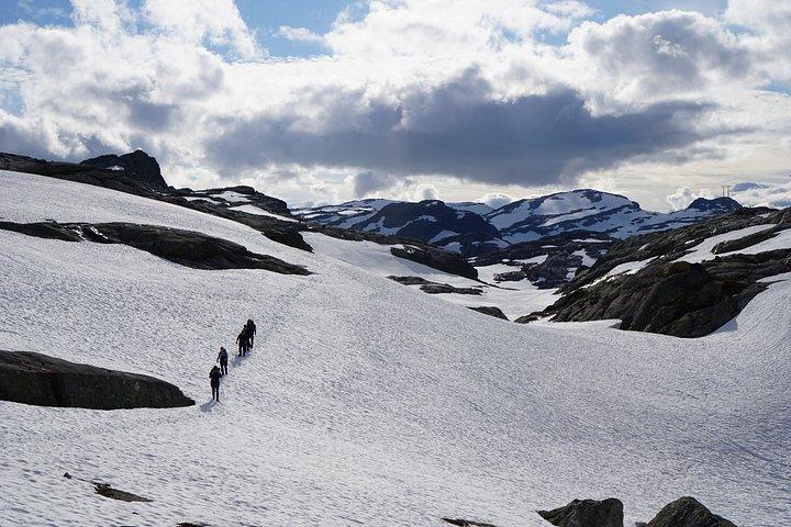 Trolltunga Classic Overnight Hike