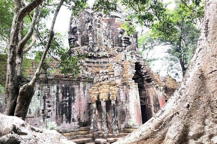 1-Day Temple Tour: Explore Rolous Group, Grand Circuit & Sunset
