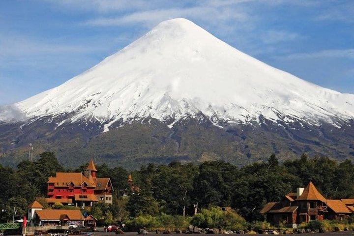 Premium giornata intera Tour al vulcano Osorno e Petrohue a Puerto Varas