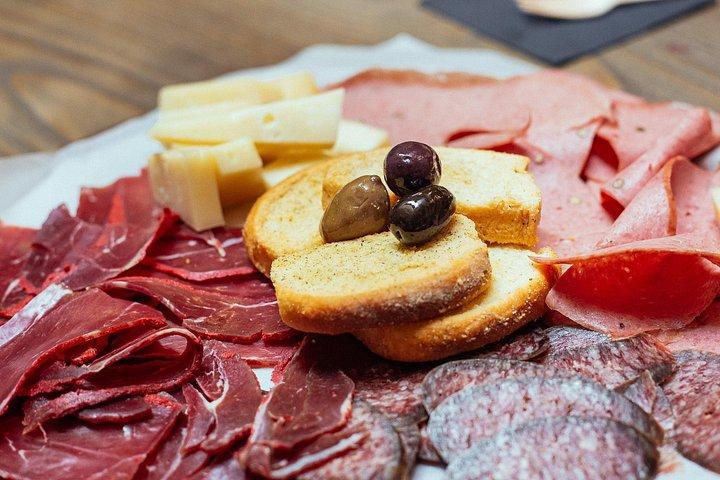 アテネのプライベートフードツアー：6 または 10 の試食