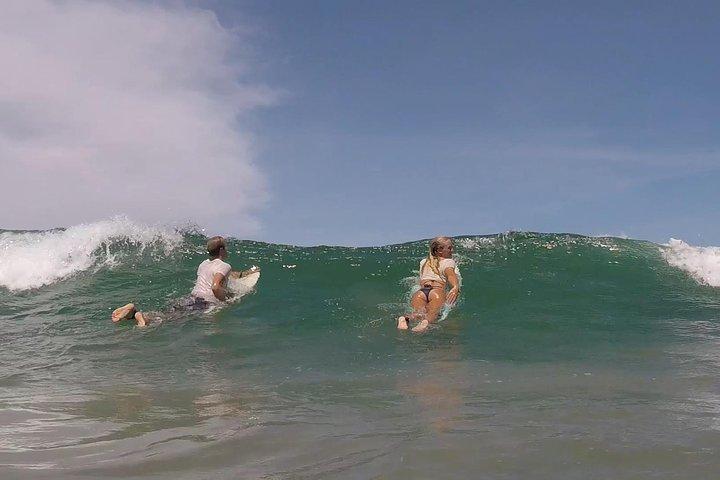 Aulas de Surf para iniciantes em Tamarindo - compartilhado ou privado