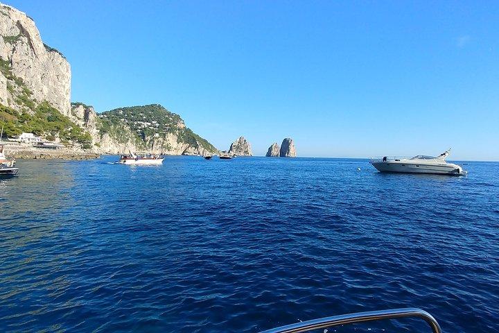 Privat krydstogt til Capri og Amalfikysten fra Sorrento eller Capri - yacht 40'