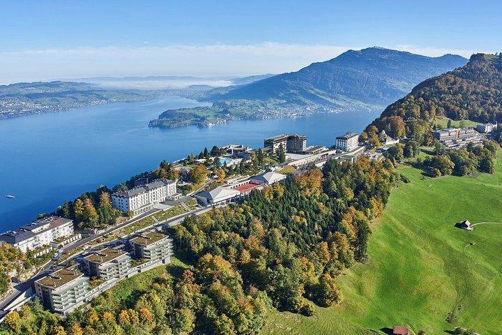 チューリッヒ発ルツェルンとビュルゲンシュトック日帰り旅行