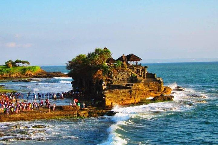 Full Day Bali Private: Ubud Art Villages e Tanah Lot Sea Temple Tour