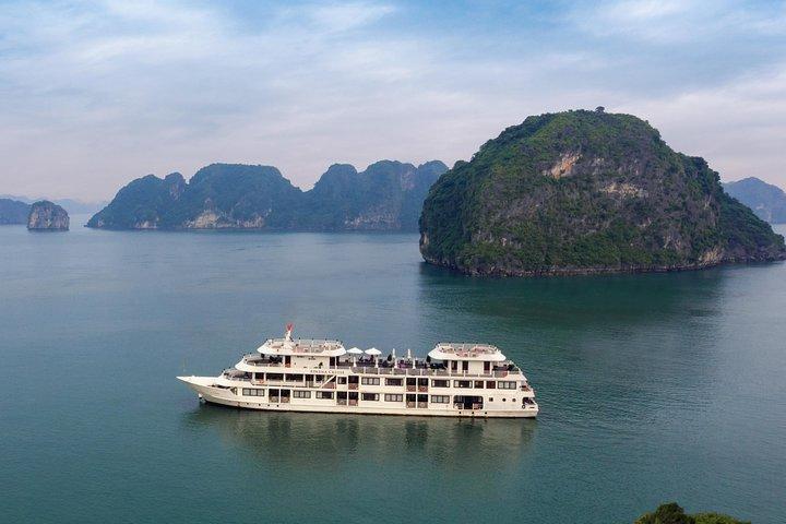 Halong Bay 2 dagar - 1 natt med ATHENA CRUISE 5 stjärnor