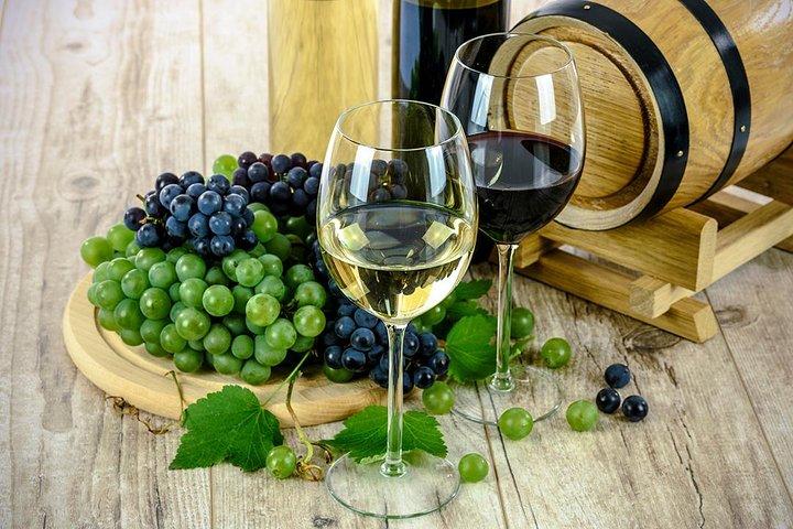 Santorini Wine Tasting und Sunset Getaway Kleingruppentour