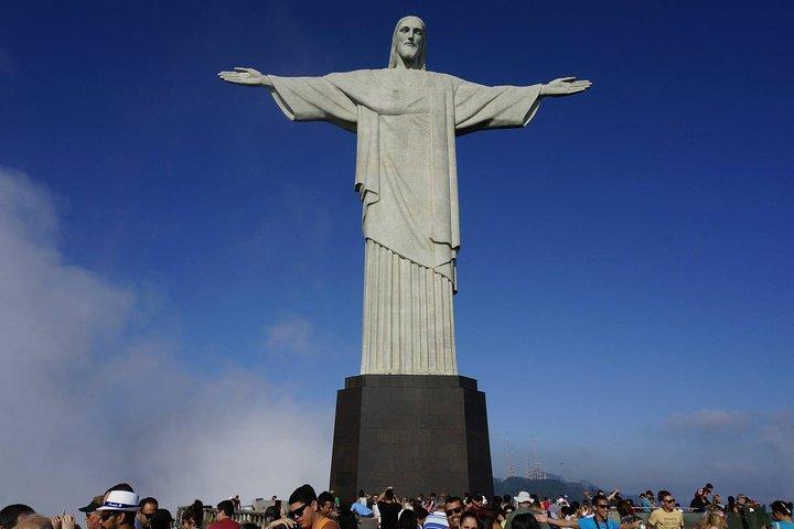 Rio de Janeiro in One Day City Tour Including Lunch