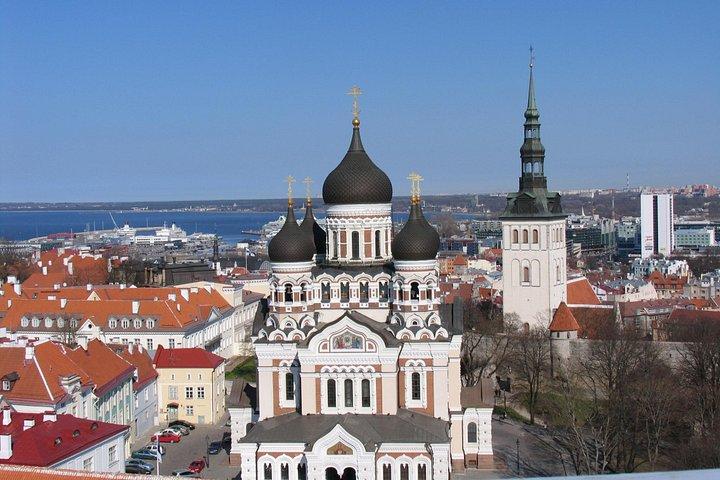 Tallinn Highlights Shore Excursion With Port Return Transfer