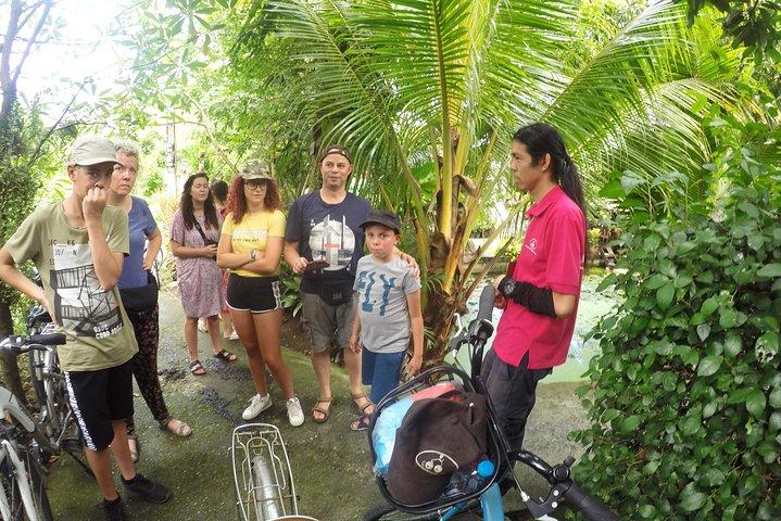 ランチ付きの半日バンコク サイクリング ツアー