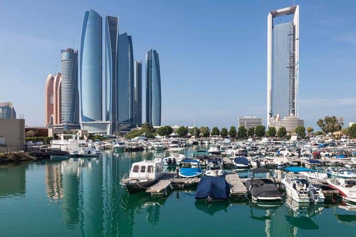 From Dubai : Abu Dhabi Sightseeing Tour